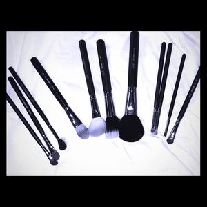 Used 3-4 makeup sigma  brushes set
